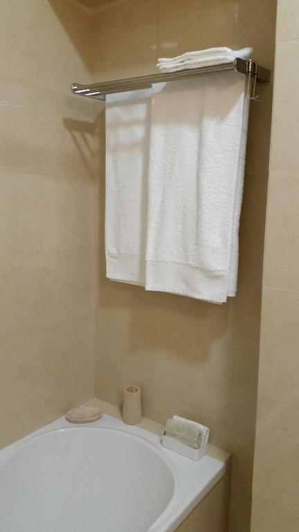 Apartment Ebora Home - Garage Free - Centro Historico *